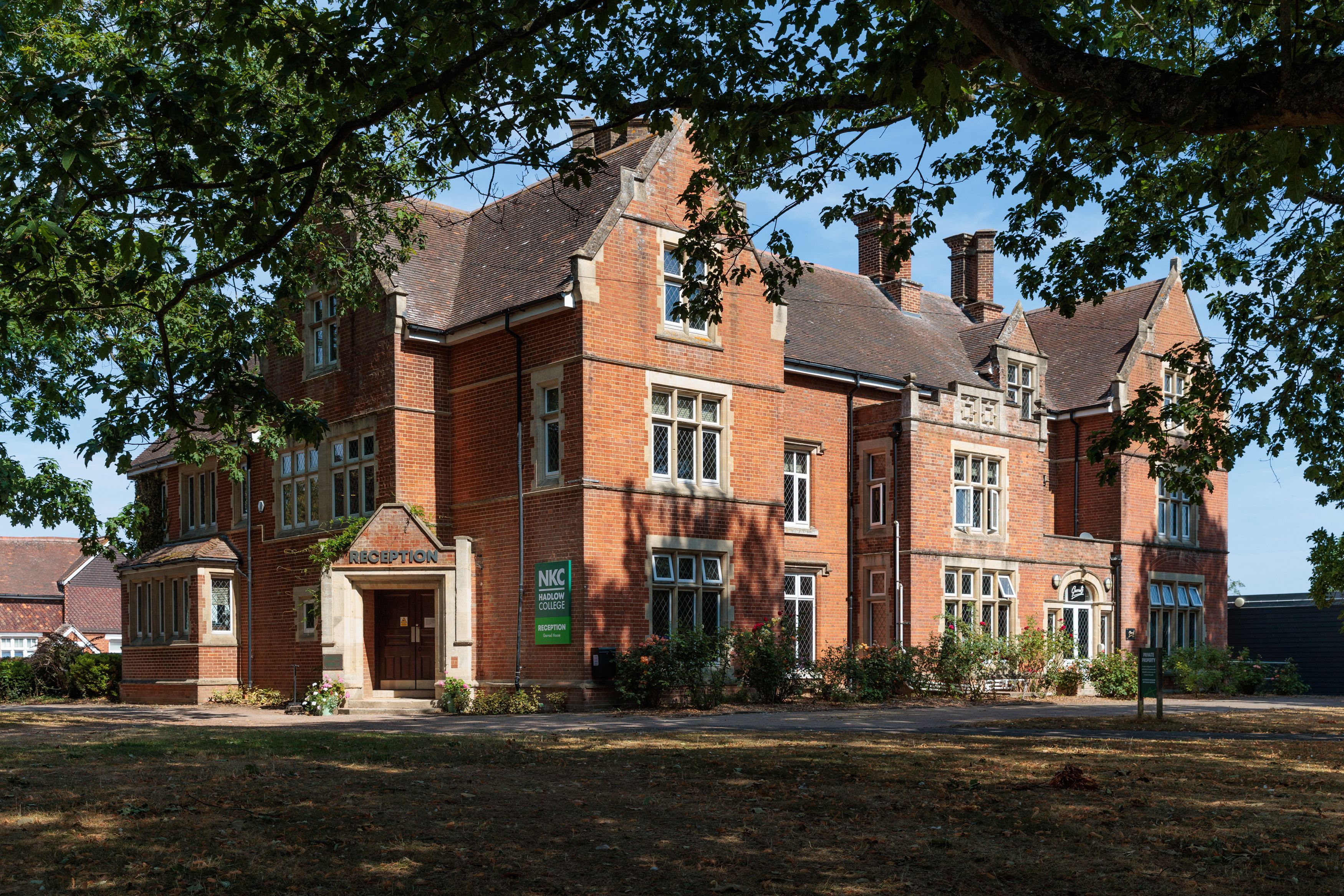 Hadlow_Landscape_Garrads_House