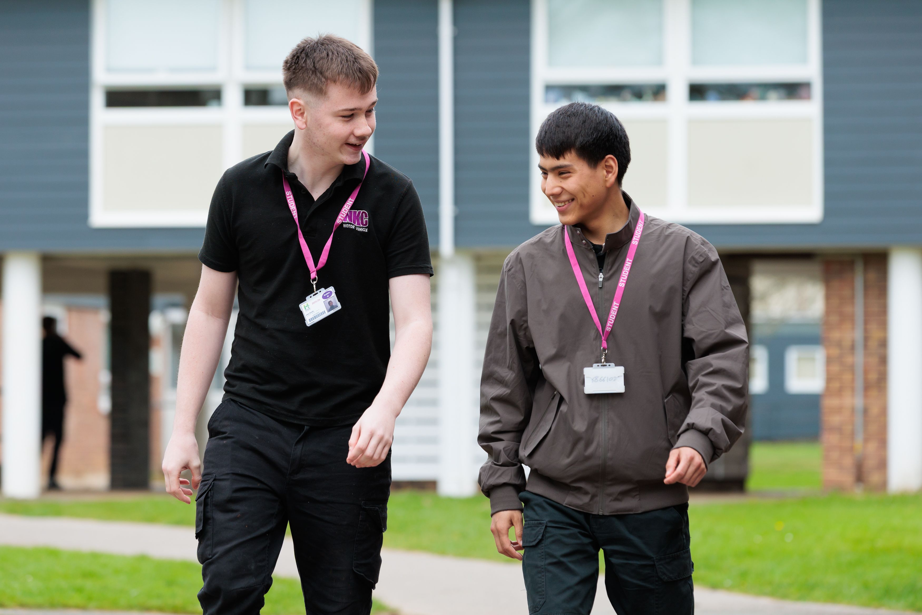 hadlow-college-landscape-general-two-students-walking-2026-003.jpg#joomlaImage://local-images/hadlow-college-landscape-general-two-students-walking