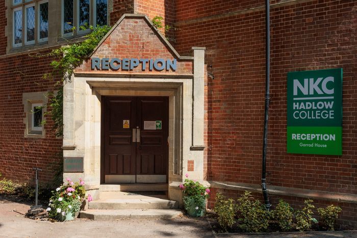 nkc-hadlow-reception